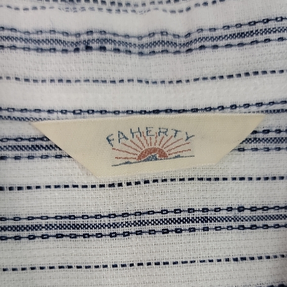 Faherty Blue and White Striped Button Down Shirt - Picture 2 of 10